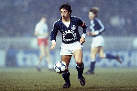 alain giresse usine de vetement de sport